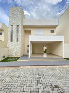 Sobrado com 3 quartos à venda, 179.0m²