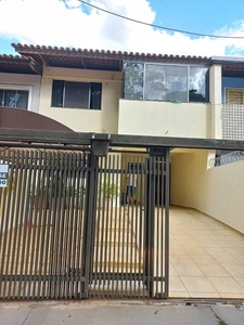 Sobrado com 5 quartos à venda, 180.0m²