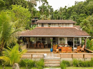 À venda Casa Exclusiva de 500 m2, Angra dos Reis, Brasil