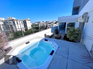 Penthouse em Barra da Tijuca, Rio de Janeiro/RJ de 304m² 4 quartos à venda por R$ 4.199.000,00