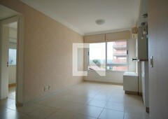 APARTAMENTO no 4º andar com 2 dormitórios e 2 garagens