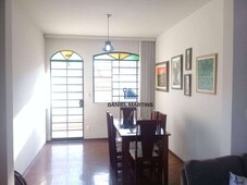 Casa com 3 quartos à venda no bairro Santa Mônica, 100m²