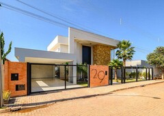 Casa em Condomínio com 4 quartos à venda no bairro Setor Habitacional Jardim Botânico, 500m²