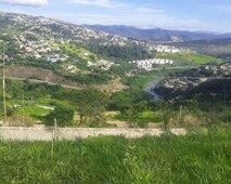 Lote No Bairro Rosário em Sabara