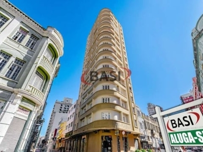 Apartamento com 3 quartos para alugar na rua são francisco, 102, centro, curitiba por r$ 1.500