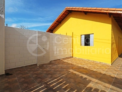Casa com 2 Quartos e 1 banheiro à Venda, 50 m² por R$ 220.000