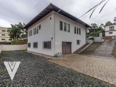 Casa com 3 dormitórios para alugar, 145 m² por r$ 7.000,00/mês - salto do norte - blumenau/sc