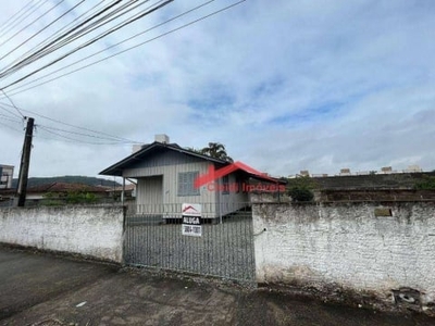 Casa com 3 dormitórios para alugar, 93 m² por r$ 1.675,00/mês - guanabara - joinville/sc