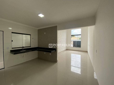 Casa com 3 Quartos e 1 banheiro à Venda, 120 m² por R$ 350.000