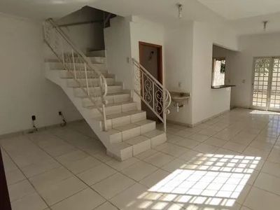 Casa de vila sobrado para aluguel tem 160 metros quadrados com 3 quartos em Cuiabá/MT.
