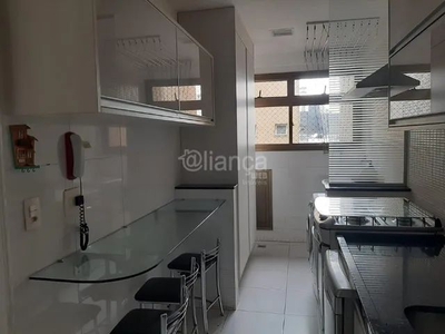 Excelente apartamento com 2 quartos, Semi Mobiliado em Itapuã