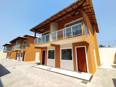 Ótima casa duplex em itaipuaçu, 2 quartos, churrasqueira e armários planejados. ótima localização!