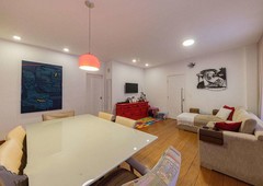 Apartamento com 3 quartos à venda no bairro Santa Efigênia, 95m²