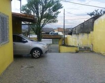 3 dormitórios na Rua Irineu Ferreira