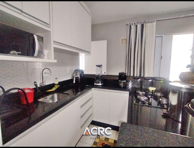 Apartamento no Bairro Velha Central em Blumenau com 2 Dormitórios e 58 m²