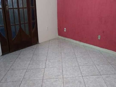 Casa ampla 2 quartos 2 banheiros e quintal próximo estação de Oswaldo Cruz