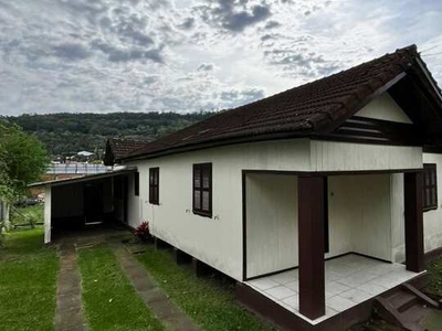 Casa com 4 Dormitorio(s) localizado(a) no bairro Viaduto em Igrejinha / RIO GRANDE DO SUL