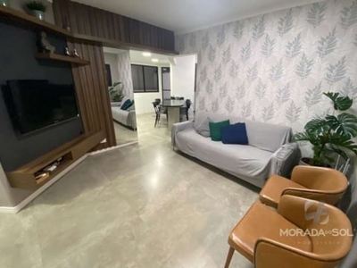 Apartamento em meia praia - itapema