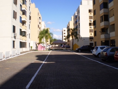 Apartamento à venda por R$ 215.000