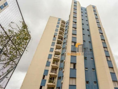 Apartamento à venda por R$ 400.000