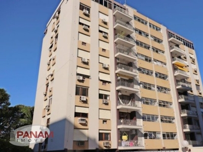 Apartamento à venda por R$ 700.000