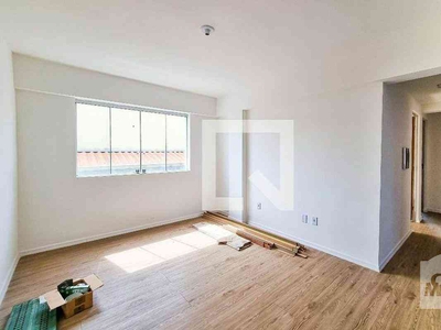 Apartamento com 3 quartos à venda no bairro Jacqueline, 70m²