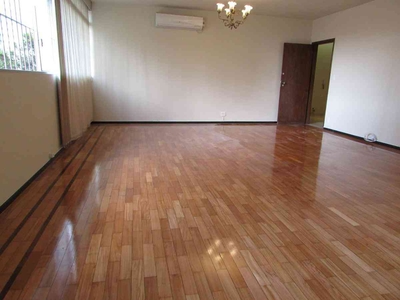 Apartamento com 4 quartos à venda no bairro Funcionários, 247m²
