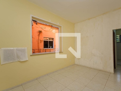 APARTAMENTO no 5º andar com 1 dormitório