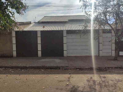 Casa com 3 quartos à venda no bairro Residencial Brisas da Mata, 300m²