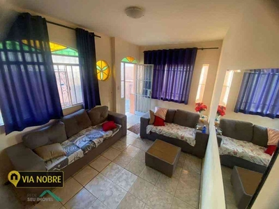 Casa em Condomínio com 3 quartos à venda no bairro Concórdia, 191m²