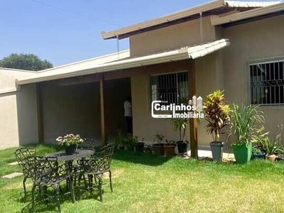 Casa à venda no bairro Jardim Colonial - Igarapé/MG