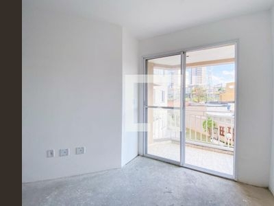 APARTAMENTO no 8º andar com 2 dormitórios e 1 garagem