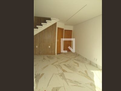 APARTAMENTO no 5º andar com 4 dormitórios e 3 garagens