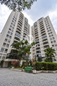 Apartamento à venda 3 Quartos, 1 Suite, 1 Vaga, 135M², Moema, São Paulo - SP