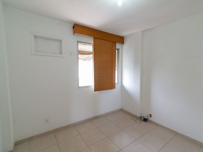 Apto Cidade Nova | 3 Quartos | 78 M² | Cond: R$620.0 | 2 Vagas