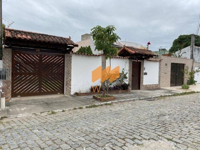 Casa à venda no bairro Jardim Excelsior em Cabo Frio