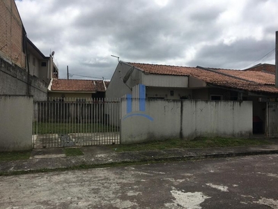 Casa à venda no bairro Santa Terezinha em Colombo