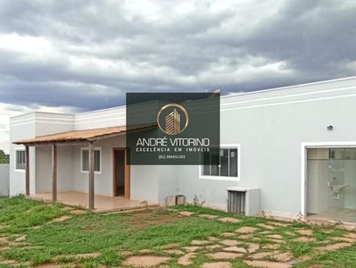 Casa à venda no bairro Setor Habitacional Jardim Botânico em Brasília