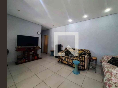 Casa com 4 quartos à venda no bairro Colonial, 400m²