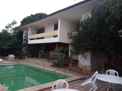 Casa com 5 quartos à venda no bairro Fragoso, 430m²
