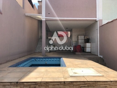 Casa à venda 3 Quartos, 1 Suite, 4 Vagas, 225M², Jaguaré, São Paulo - SP