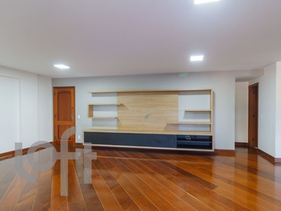 Apartamento à venda em Barra da Tijuca: Jardim Oceânico com 185 m², 3 quartos, 1 suíte, 3 vagas