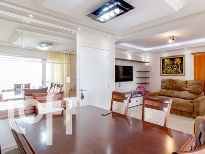 Apartamento à venda em Mooca com 100 m², 3 quartos, 1 suíte, 2 vagas