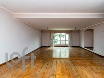 Apartamento à venda em Morumbi com 221 m², 3 quartos, 3 suítes, 2 vagas
