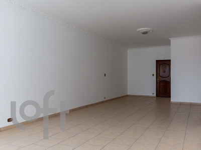Apartamento à venda em República com 128 m², 2 quartos