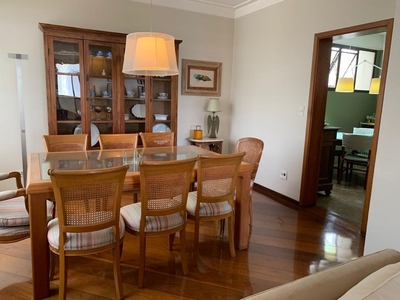 Apartamento à venda em Santo Amaro com 195 m², 4 quartos, 3 suítes, 4 vagas
