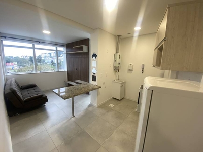 Apartamento com 1 Quarto e 1 banheiro para Alugar, 35 m² por R$ 2.100/Mês