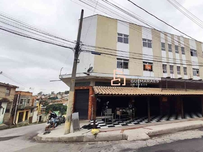 Apartamento com 2 quartos para alugar no bairro Nacional, 60m²