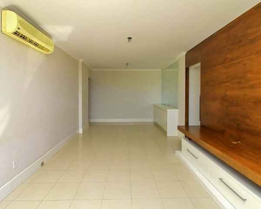 Apartamento Padrão, 3 dormitórios, 1 suítes, 4 banheiro, 2 vagas na garagem, 102M² de Área