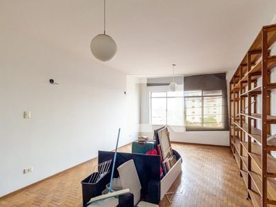 APARTAMENTO no 3º andar com 2 dormitórios